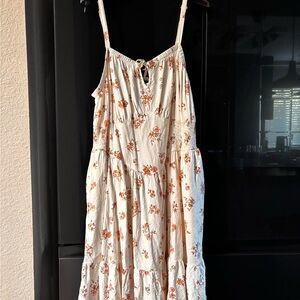 Torrid Cream and Brown Textured Top